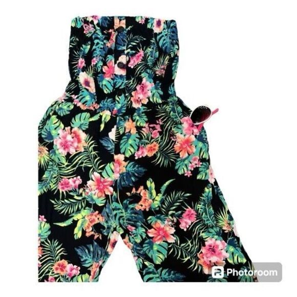 Romper  - Picture 5 of 5